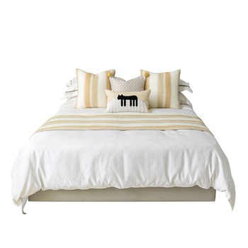 Põhjamaaline hotellistiili voodipesukomplekt triibulise mustriga, kohandamis- ja logotüübi trükimise võimalus, premium