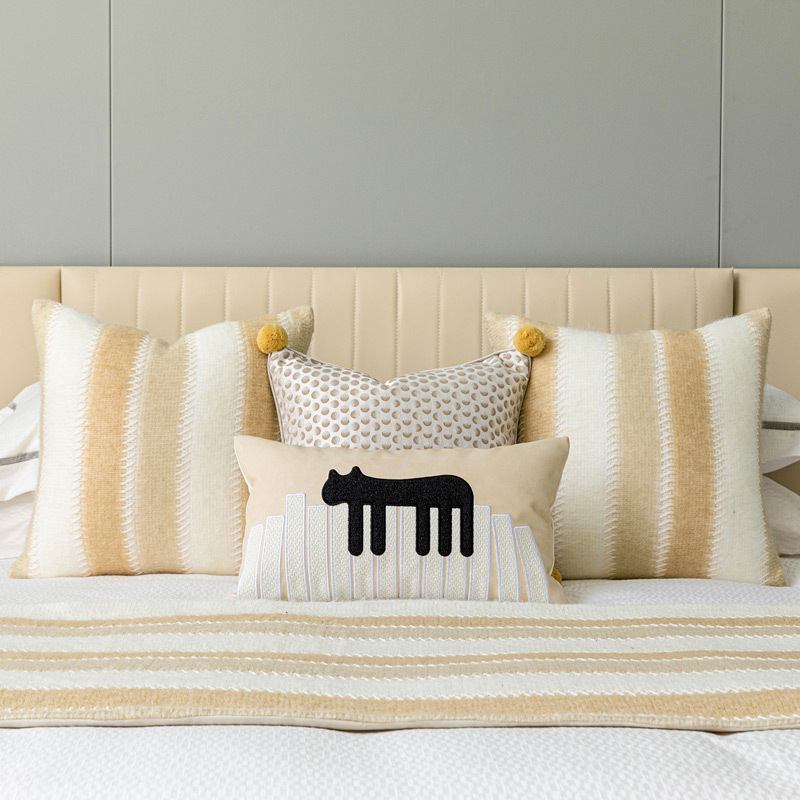 Põhjamaaline hotellistiili voodipesukomplekt triibulise mustriga, kohandamis- ja logotüübi trükimise võimalus, premium