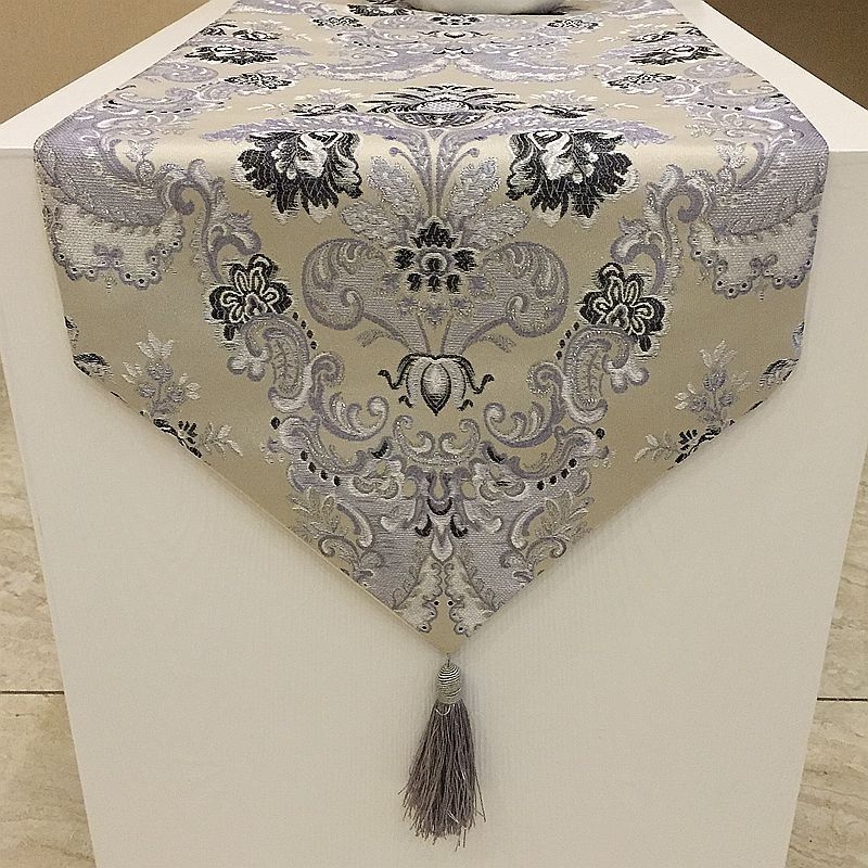 Ronghe: Srebrni Jacquard stolni bežac s izvezom, set podložnika i ukrasni šal za kraj kreveta