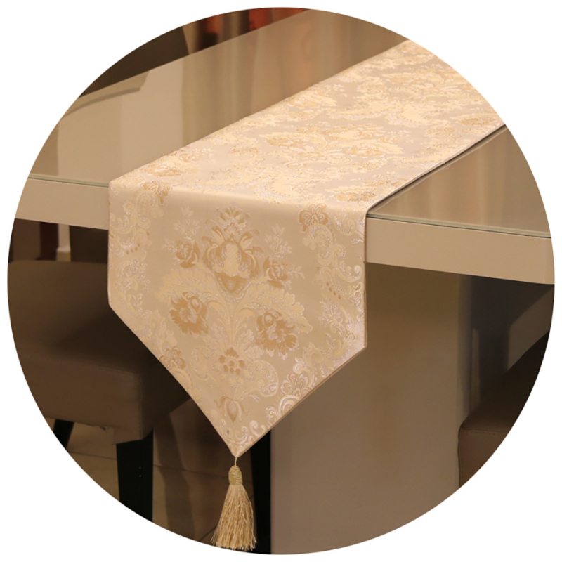 Ronghe: Srebrni Jacquard stolni bežac s izvezom, set podložnika i ukrasni šal za kraj kreveta