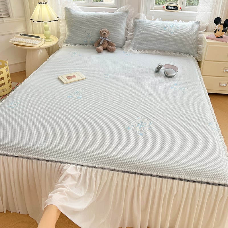 Комплект ледено-коприна матове за легло – миещи се, сгъваеми, жакардова тъкан, вискозно влакно, три части