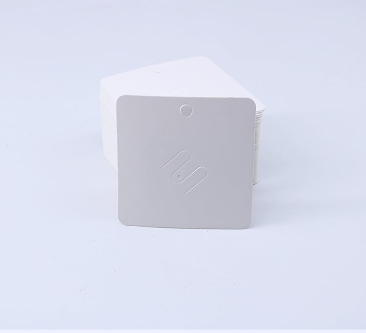 KOMEE Carduri de afișare pentru broșe, din carton, ambalaj tip pungă, 100 carduri și 100 pungi transparente OPP