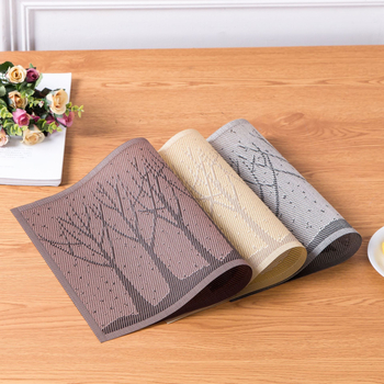 Asztalterítő - PVC, téglalap alakú, égési sérülések elleni védelem és hőszigetelés, növényi virágos mintázat, modern minimalist stílus.