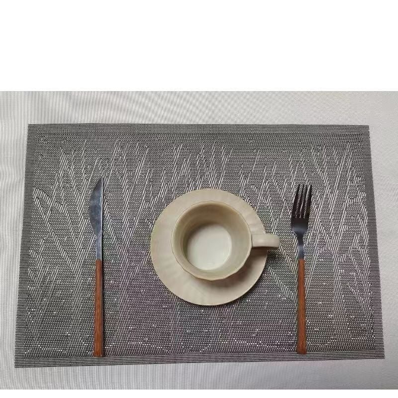 Asztalterítő - PVC, téglalap alakú, égési sérülések elleni védelem és hőszigetelés, növényi virágos mintázat, modern minimalist stílus.