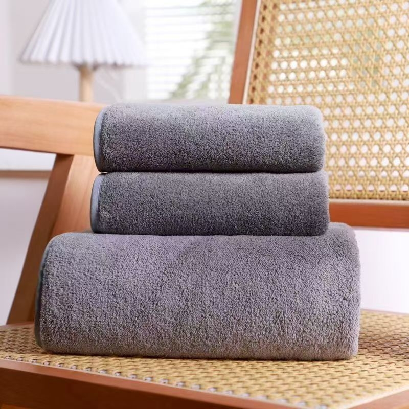 Set kupaonskih ručnika od coral fleece materijala, debeli, mekani, vrlo upijajući, bez vlakana koja otpada, za kućnu uporabu