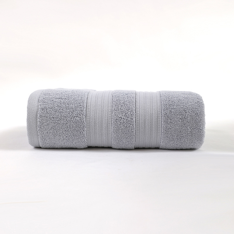 Kupaonski ručnik od 100% pamuka, 32s vlakna, 300–400 g, Prilagodljiva obrada