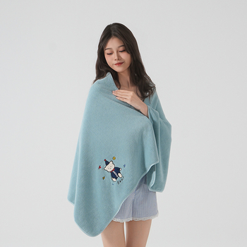 Fürdőlepedő korall plüss anyagból, hímzett karikatúra mintával, Set Sail; 150d; 300–400 g; vágott velúr