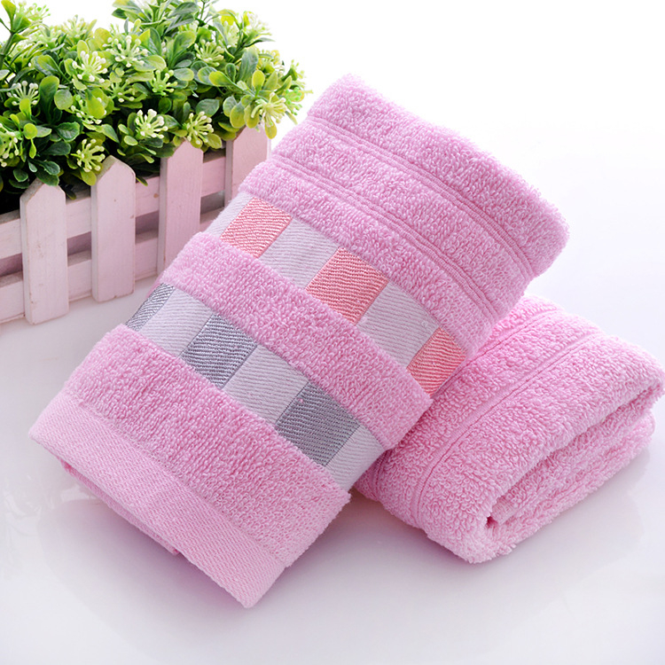 Pamukani jacquard ručnik za lice, gust i upijajući, 100–120 g/m², 14 vlakana, sadržaj pamuka 95%