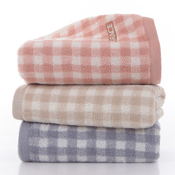 Grace 100% pamut arc törölköző, 32S fonal, sima szövés, 100–120 g