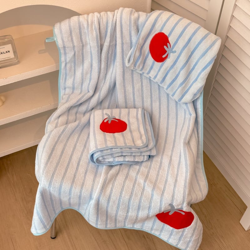 Trojdielny kúpeľný set s pokrývkou na sušenie vlasov; absorbentný, rýchloschnúci, zhustený (Coral fleece, 350 g, Warp knitting, Embroidery)