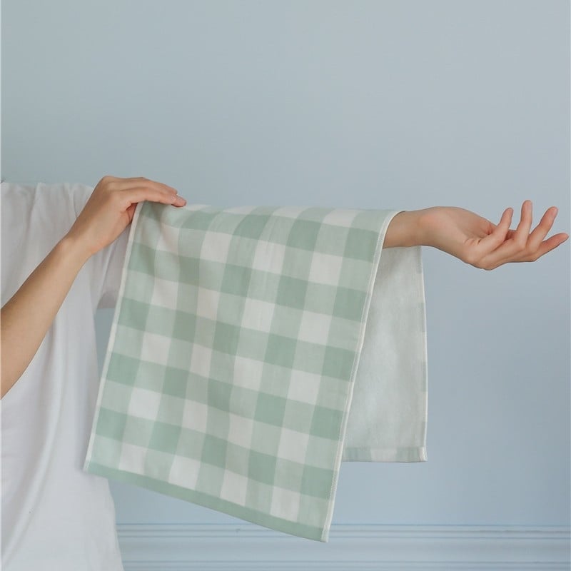 Arc- és törölköző – hosszú szálú pamut, 16 fonat, 100–120 g, feldolgozás: hajlítás (hemming), gyors nedvszívó és lélegző