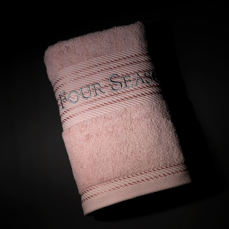 Set uterák z 100% bavlny v darčekovej krabici, možnosť potlače loga, 580 g, 16s vlákno