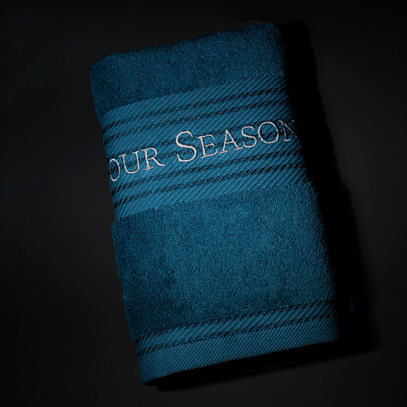 Set uterák z 100% bavlny v darčekovej krabici, možnosť potlače loga, 580 g, 16s vlákno