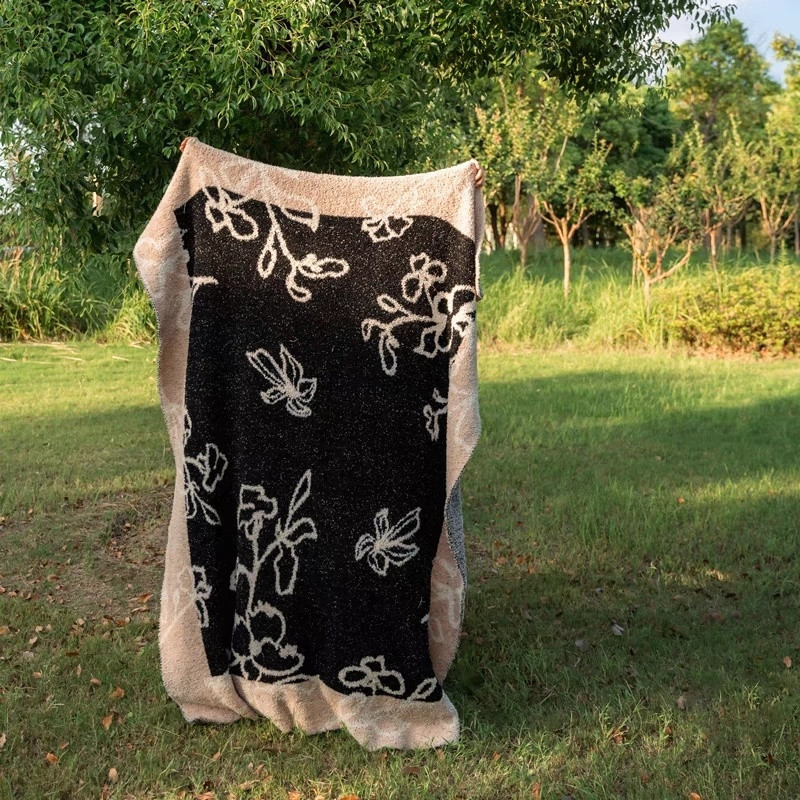 Donglei kanapé takaró, virágos velúr mintázat, tavasz-ősz szezon, zsugorodás 2–5%, színállóság 3–4