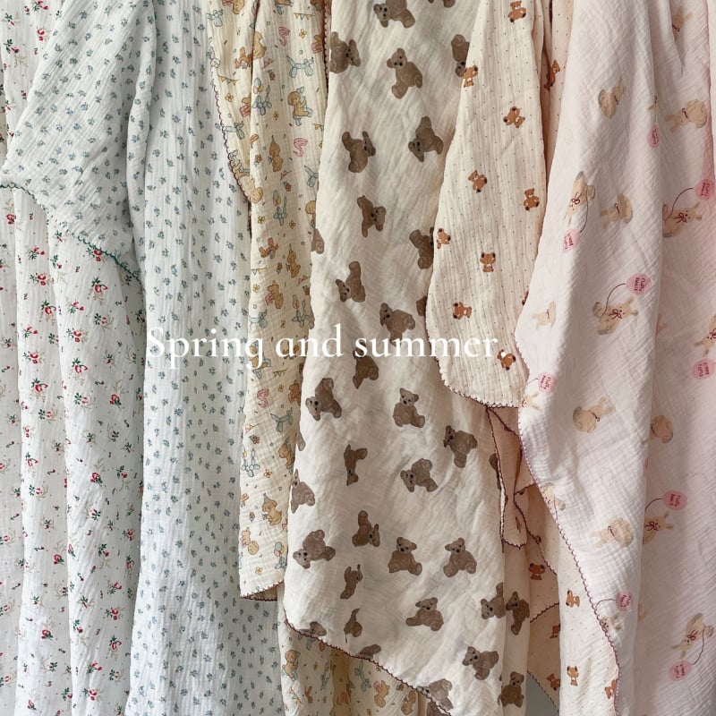 Βρεφικό βαμβακερό πετσέτα-κουβέρτα, κάτω από 300 γρ, τέσσερις εποχές, μοτίβο κινουμένων σχεδίων