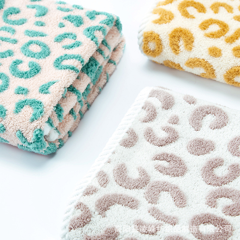 Jacquard koralni fleece ručnik za lice i kupaonicu, leopard uzorak, 150D, težina 80-99 g, mogućnost prilagodbe