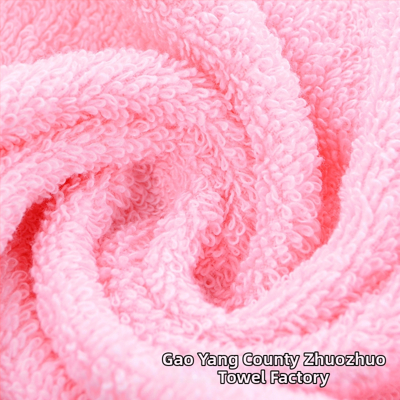 Jacquard uterák z polyesteru a bavlny; 80–100 g; hlavná zložka: bavlna; priadza špecifikácia: iné