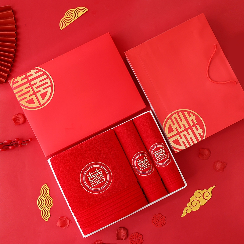 100% kokvilnas dvieļu komplekts dāvanu kastē, 600 g, ar izšūtu logotipu