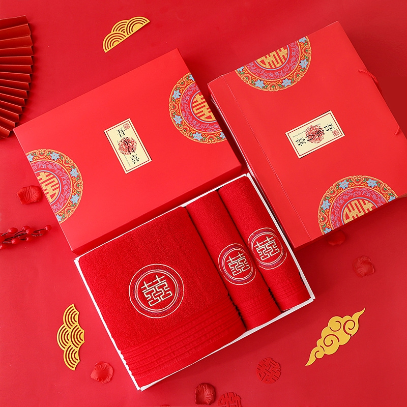 100% kokvilnas dvieļu komplekts dāvanu kastē, 600 g, ar izšūtu logotipu