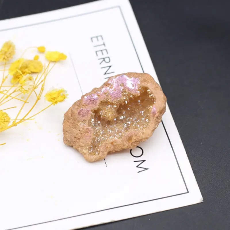 Kristály Kornukópia Kincses Tál, Eredet: Lianyungang Donghai County, Súly: 30 g, Megjelenés: Kornukópia