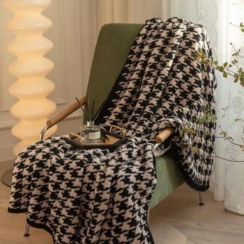 Dvostruka flis deka s uzorkom houndstooth, poluflis deka, šal, prekrivač za dnevnu sobu, u INS stilu