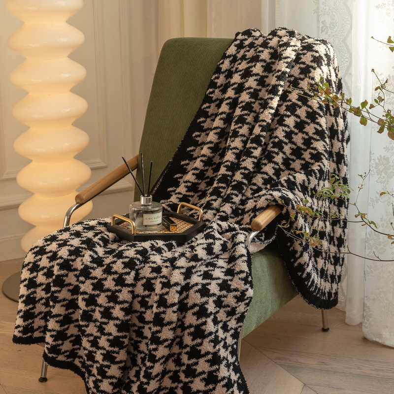 Dvostruka flis deka s uzorkom houndstooth, poluflis deka, šal, prekrivač za dnevnu sobu, u INS stilu