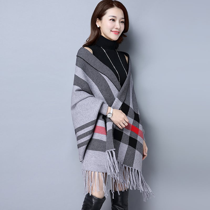 Pleten kardigan s color-block karom, bojt kapom s resicama, lagana silueta, bat rukavi, V izrez