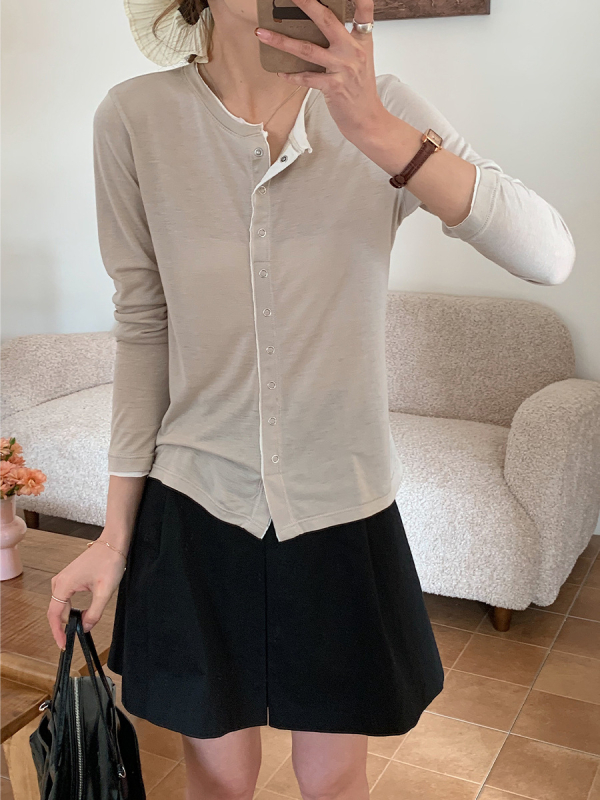Cardigan pleteni top s mješavinom Tencel acetata i vune – jednofarban – lagano – dugi rukavi – uski kroj