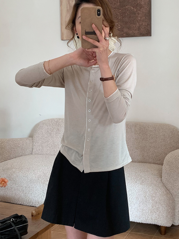 Cardigan pleteni top s mješavinom Tencel acetata i vune – jednofarban – lagano – dugi rukavi – uski kroj