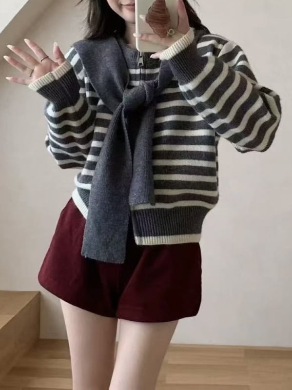 Dvi dalių komplektas: dryžuotas megztinis kardiganas ir švarkas, ilgos rankovės, akrilinis pluoštas, elegantiškas kasdieninis stilius, ruduo 2025