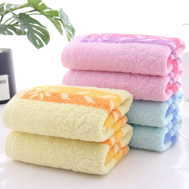 Pamukani ručnik za lice s osmerokutnom cvjetnom mašnicom, prozračna Jacquard tkanina, težina 80–100 g, pređa 14, mogućnost prilagođene obrade