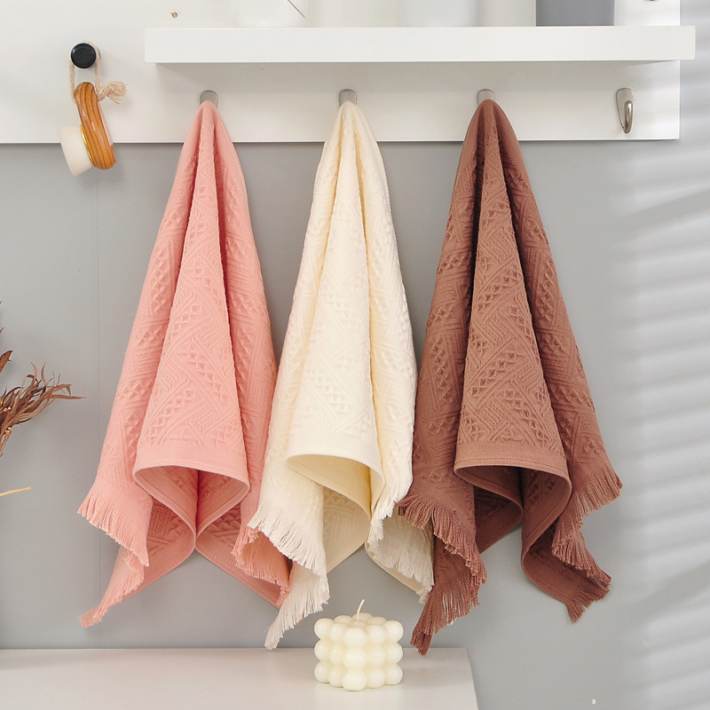 Pamukani ručnik s tasselima i jacquard uzorkom, 32s pređa, 50–80 g/m², svadbeni dar