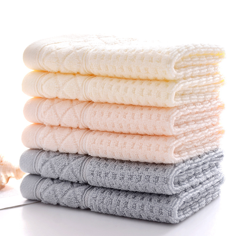 Kvadratni ručnik za vrtić, Jacquard 32 vlakna od 99% pamuka, 48 g, prilagođeni logotip