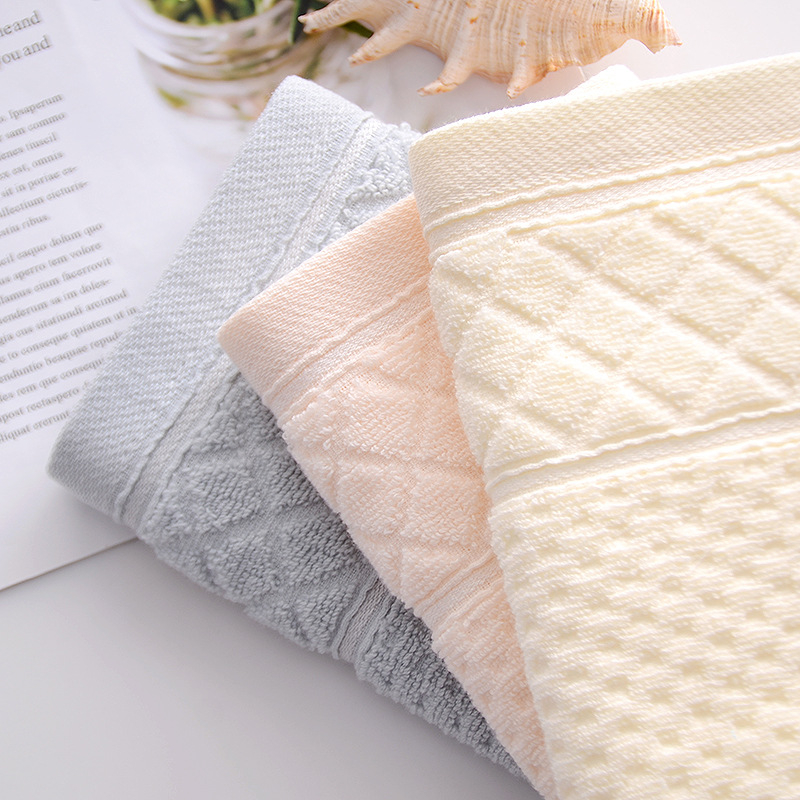 Kvadratni ručnik za vrtić, Jacquard 32 vlakna od 99% pamuka, 48 g, prilagođeni logotip