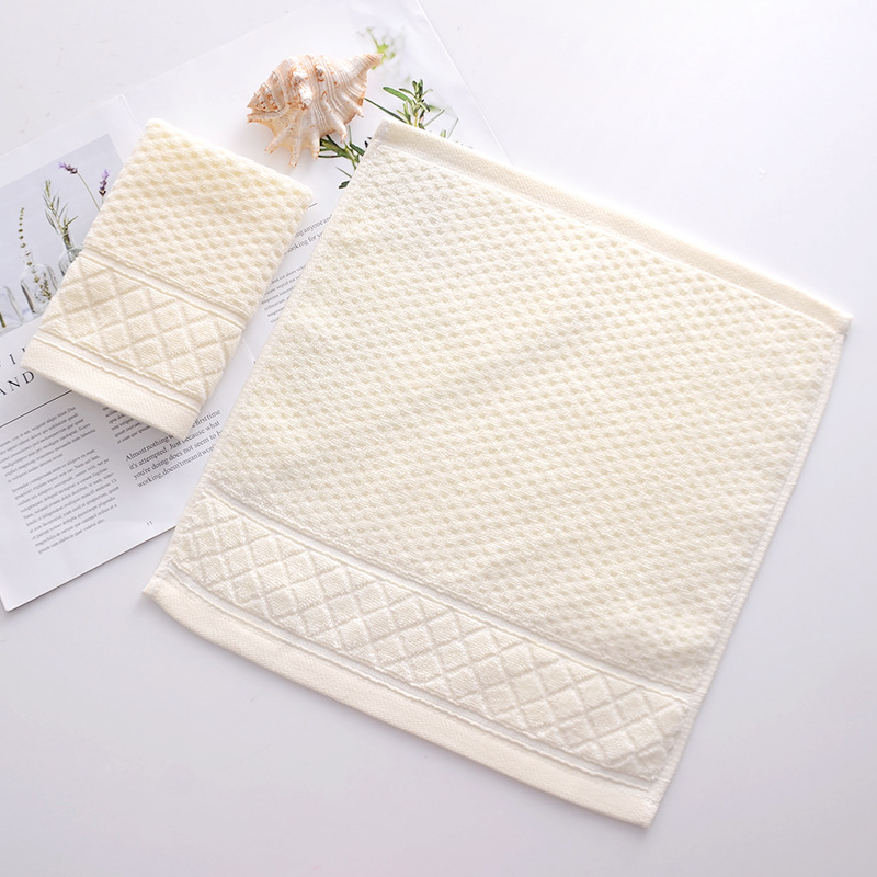 Kvadratni ručnik za vrtić, Jacquard 32 vlakna od 99% pamuka, 48 g, prilagođeni logotip