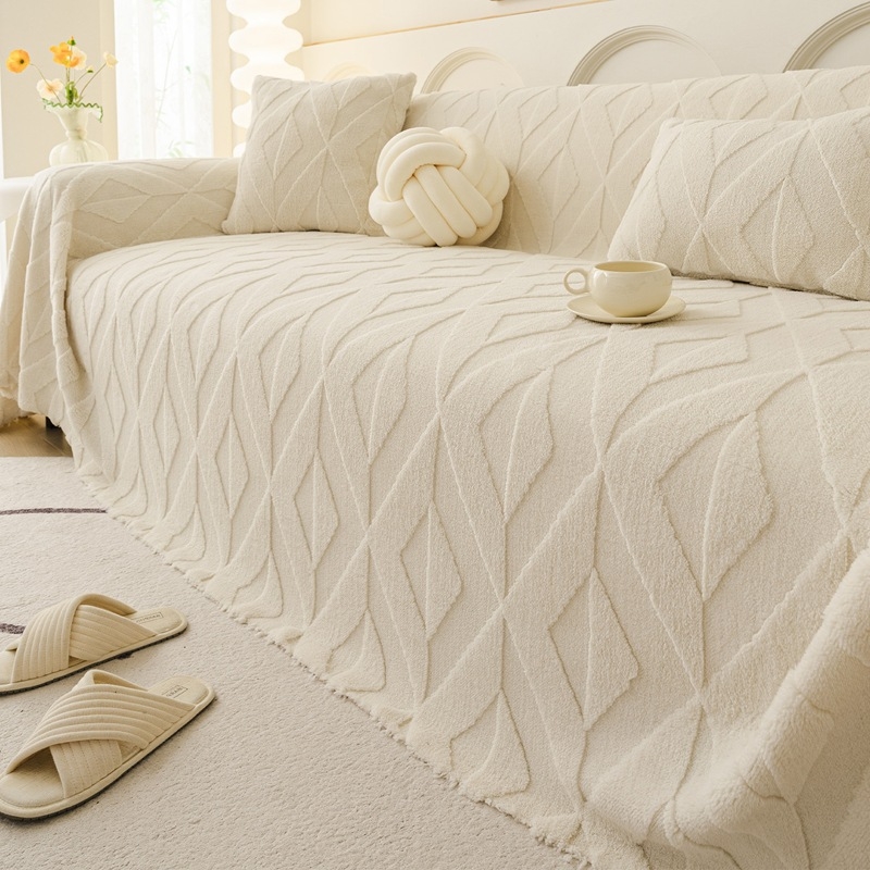 Őszi–téli vastag velúr kanapé takaró, egy darabos kivitel, univerzális illeszkedés, geometriai mintázat, minimalist stílus, testreszabható