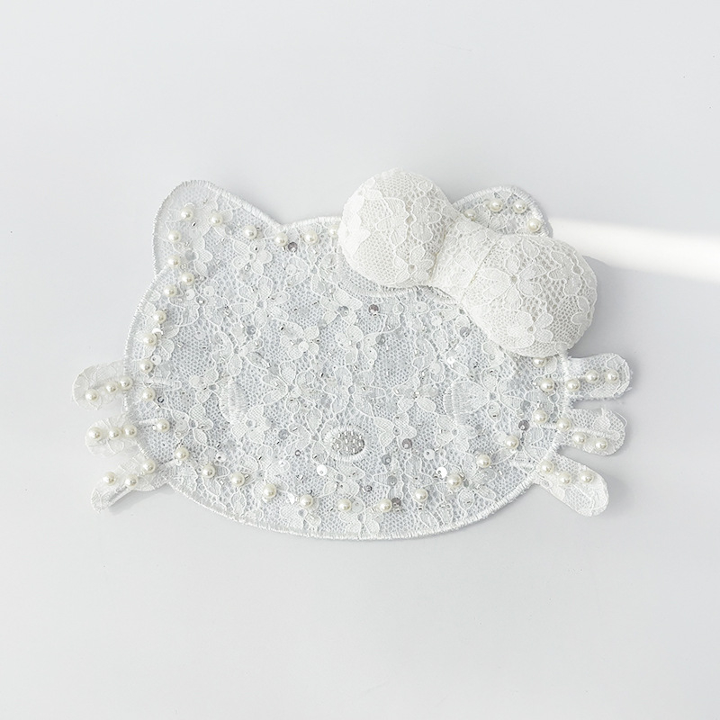 Бродирана нашивка с мультяшна мишка и пайети за облекло