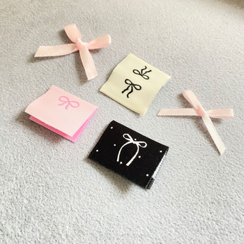 Етикет за плат с бродерия – Полиестер и памук, марка Purple Print, модел 3068, за облекло, чанти и домашни текстили