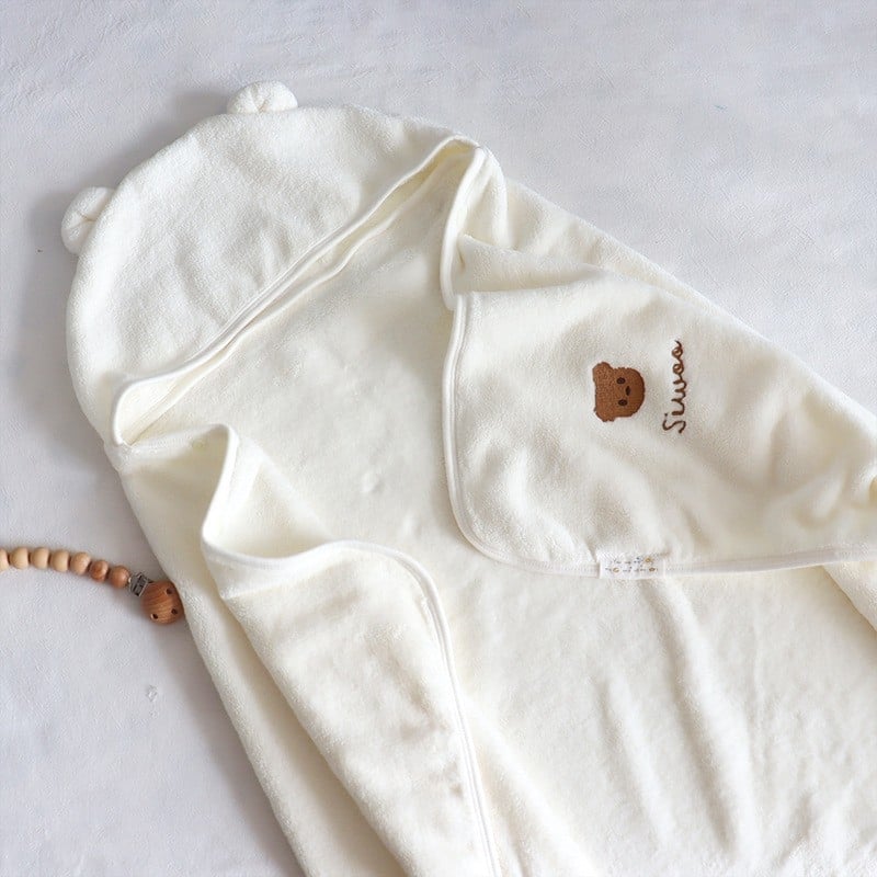 Baba fürdőlepedő kapucnival, gyorsan száradó korall fleece, idilli stílus, márka karitree