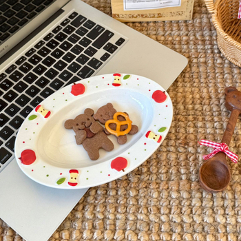 Kerámia ovális tál és tányér karikatúra motívummal, aranyos stílus