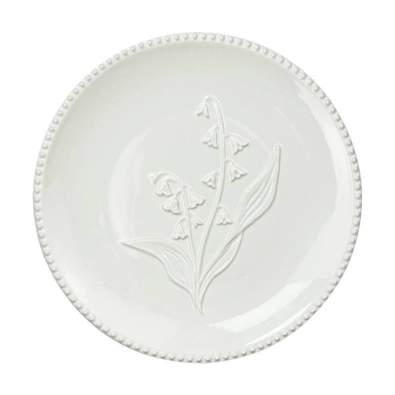 Porcelanski reljefni tanjur Lily-of-the-Valley, cvjetni uzorak, boja ispod glazure, kružnog oblika, pogodna za mikrovalnu