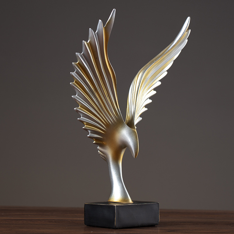 Ръчно изработена декоративна фигура на орел от синтетична смола – стил китайски, декорация за дневна стая