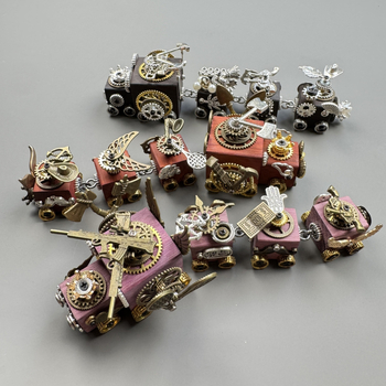 Ručni rad drvena stolna dekorativna figurica – punk robot vlak, crtani stil