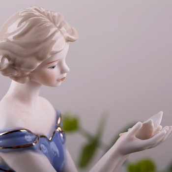 Europska keramička figurica — Xiao yan, porcelin ispod glazure, dekorativna figura za dnevni boravak, dar za vjenčanje