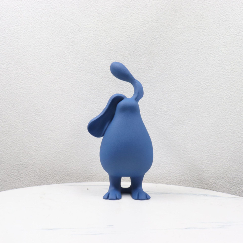 Figurină de iepure din rășină cu urechi lungi – stil modern minimalist, sculptură vopsită, personalizabilă