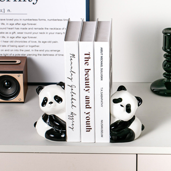 Panda keramički knjižni oslonac — moderan minimalistički stil, oslikana izrada