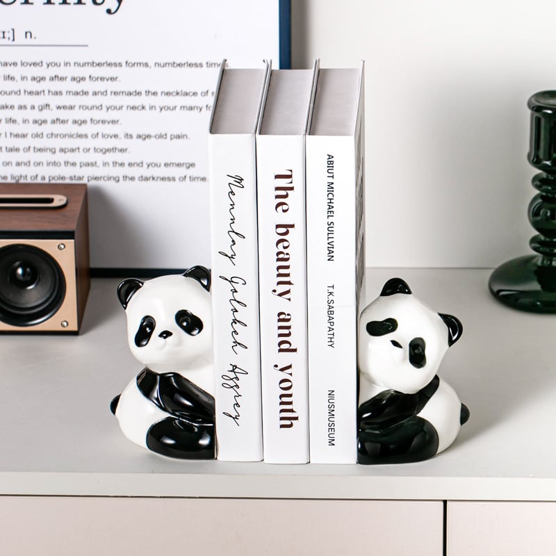 Panda keramički knjižni oslonac — moderan minimalistički stil, oslikana izrada