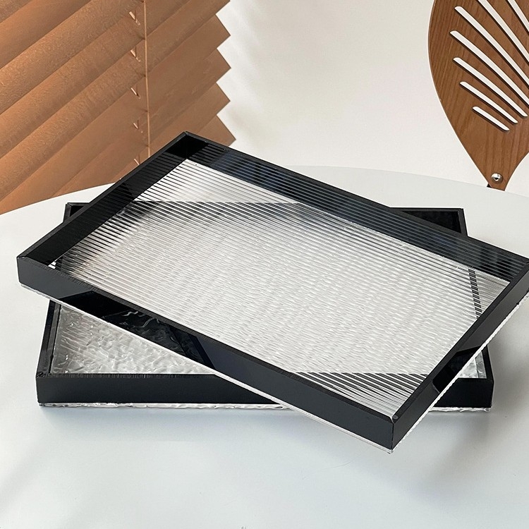 Ruutjooniline plastist kandik magustoidu ja kookide serveerimiseks, lihtne stiil, bränd barx