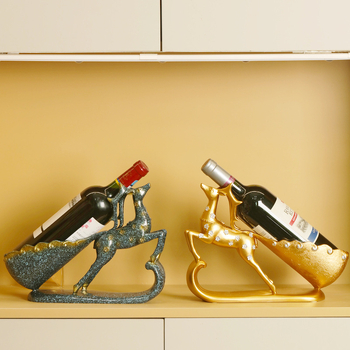 Brieža figūras no sveķiem – vīna statīvs, mūsdienīgs minimālisma dizains dzīvojamai istabai