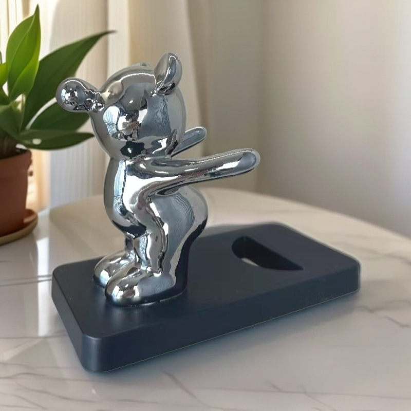 Keramikas vīna statīvs ar lāča motīvu – LG Sakura, gaišs luksusa stils, elektroplatinga pārklājums